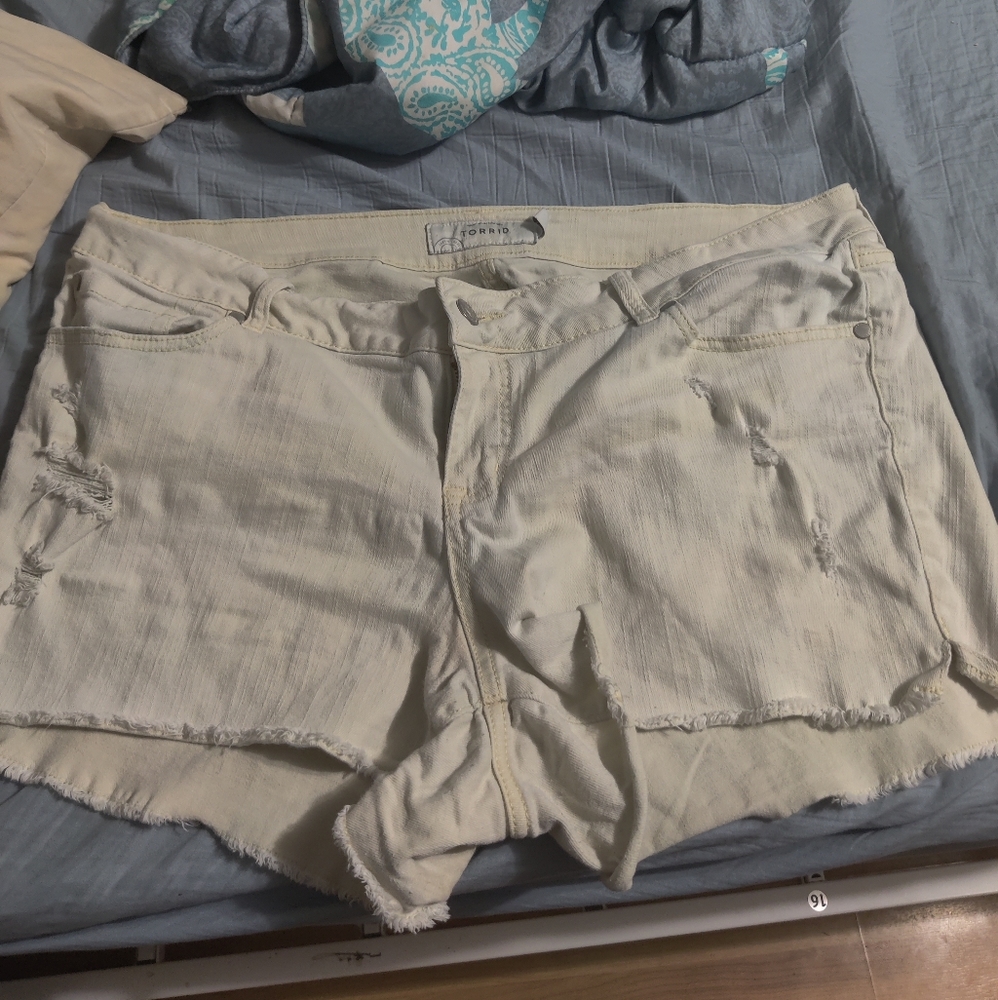 Torrid size 18 denim shorts